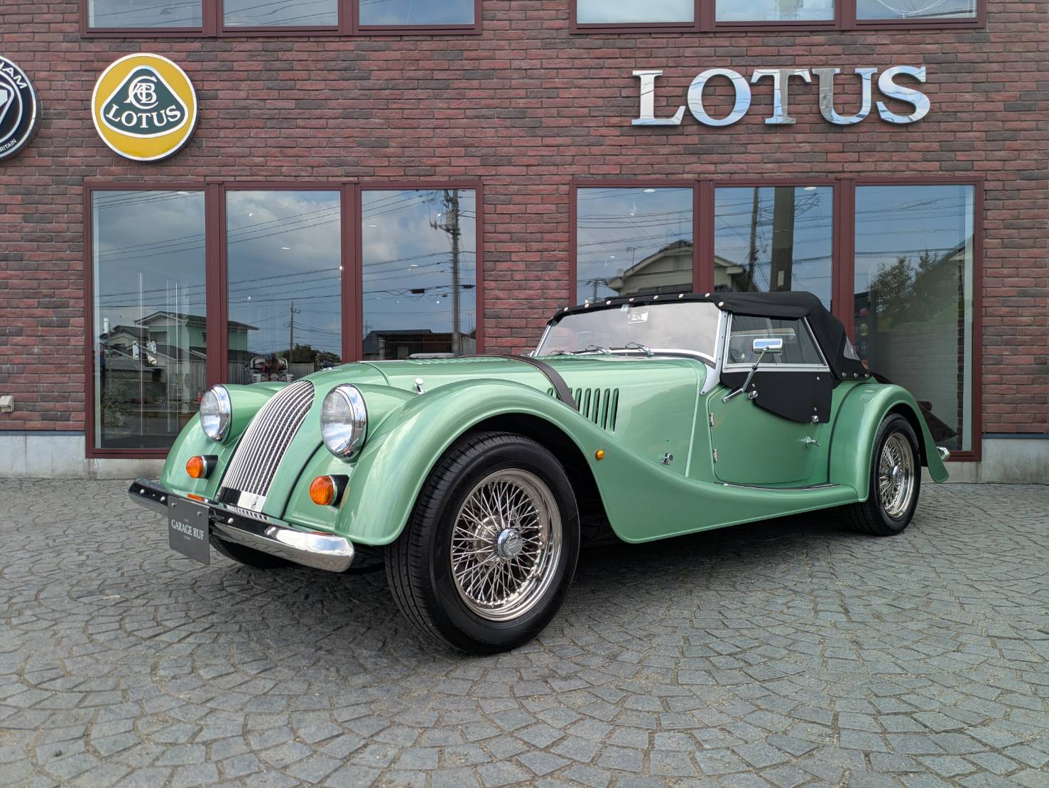 【ﾓｰｶﾞﾝ】 PLUS4 ２ｼｰﾀｰ